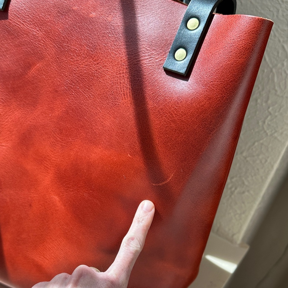 Portland Leather Red Small Classic Tote - Picture 7 of 11